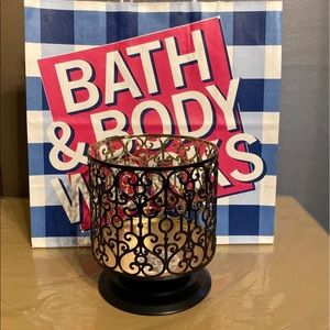 Ornate Heart Pedestal